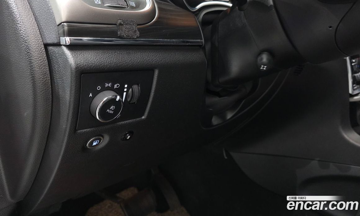 Jeep Grand Cherokee (WK) фото 18
