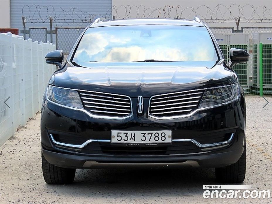 Lincoln MKX 2nd Gen фото 2