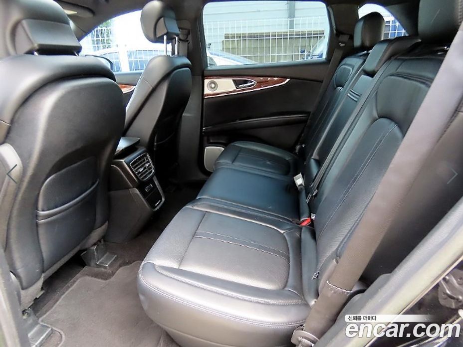 Lincoln MKX 2nd Gen фото 6