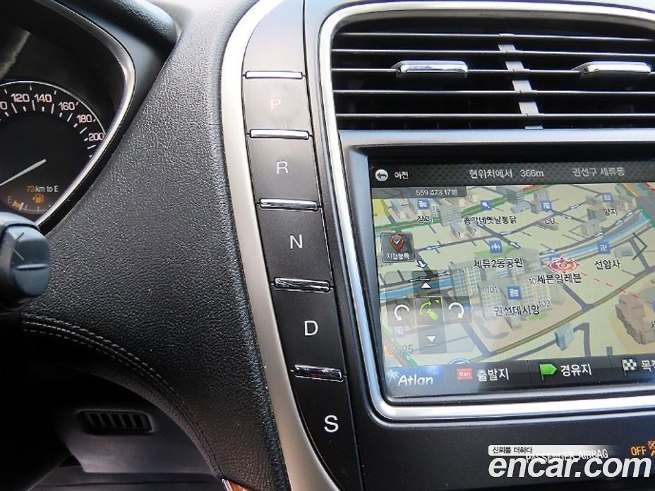 Lincoln MKX 2nd Gen фото 10
