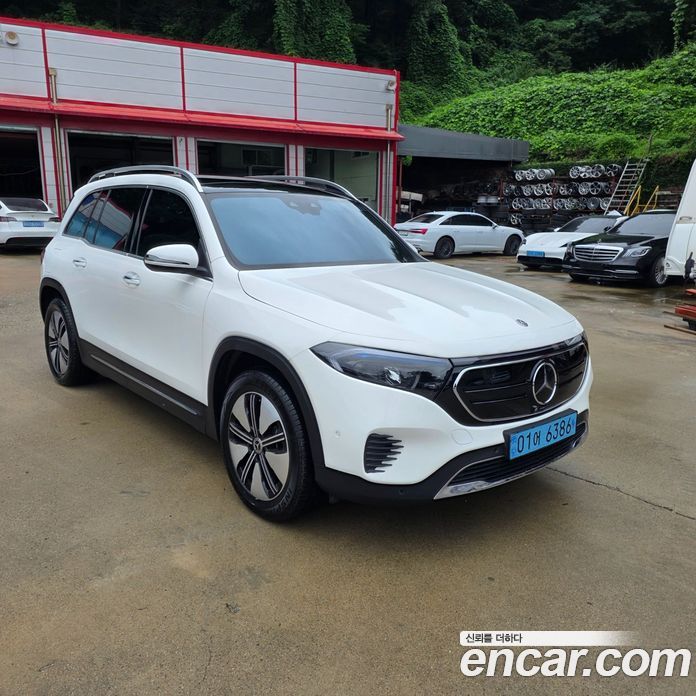 Mercedes-Benz EQB X243 фото 8