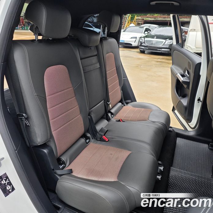 Mercedes-Benz EQB X243 фото 12