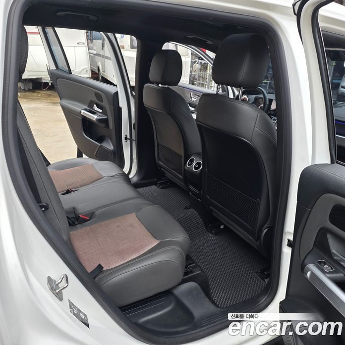Mercedes-Benz EQB X243 фото 13