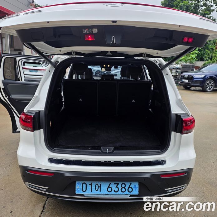 Mercedes-Benz EQB X243 фото 16