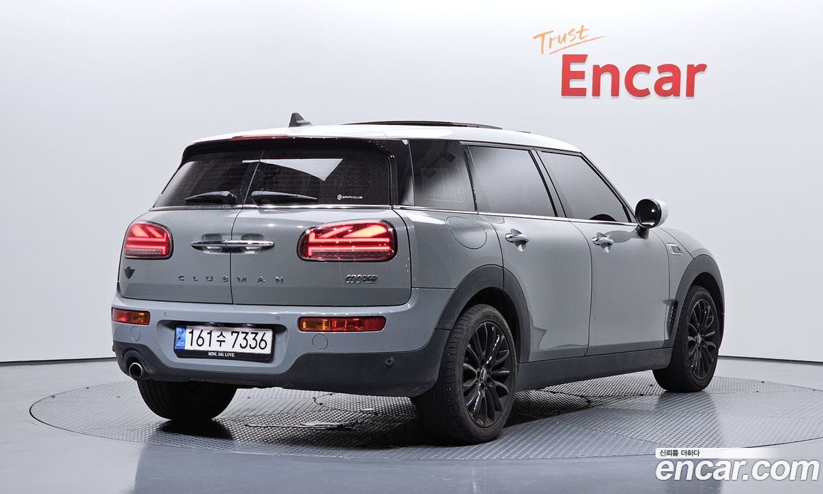 Mini Cooper Clubman фото 2