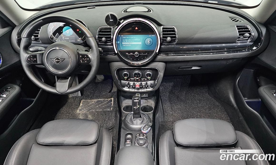 Mini Cooper Clubman фото 7
