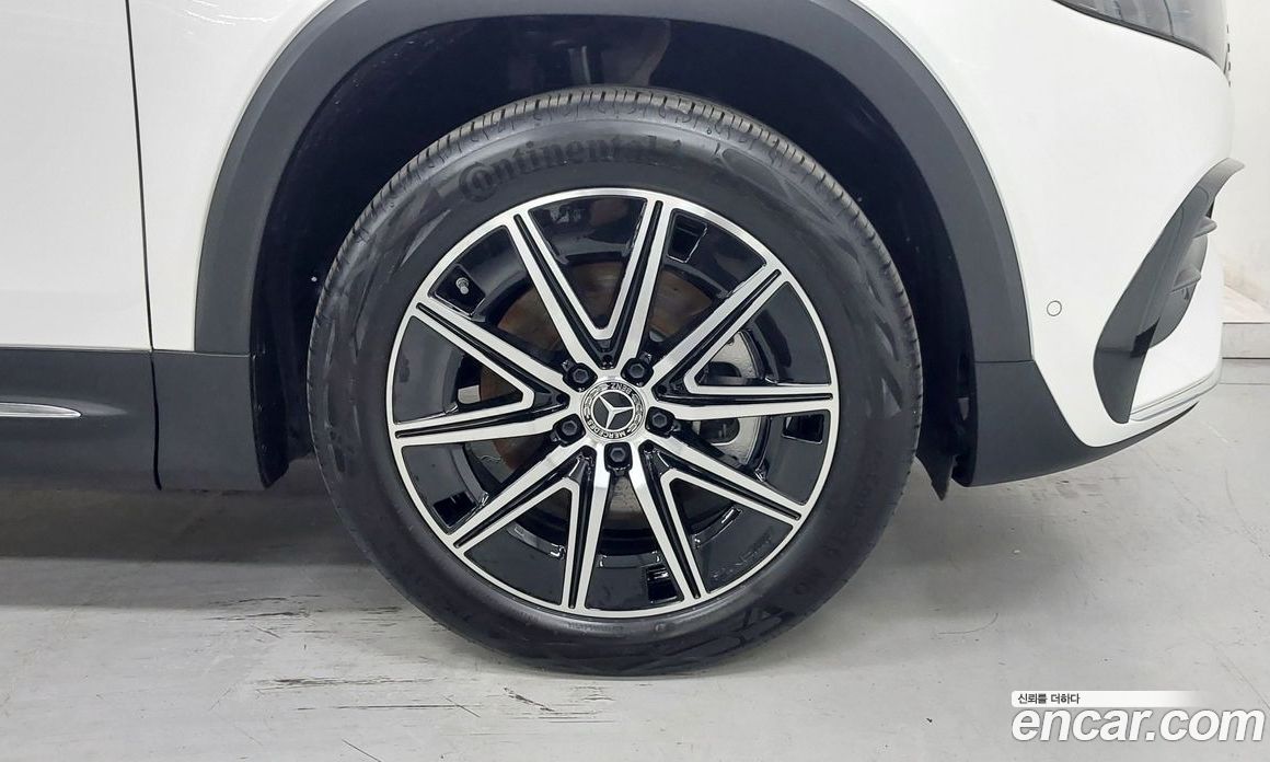 Mercedes-Benz EQB X243 фото 5