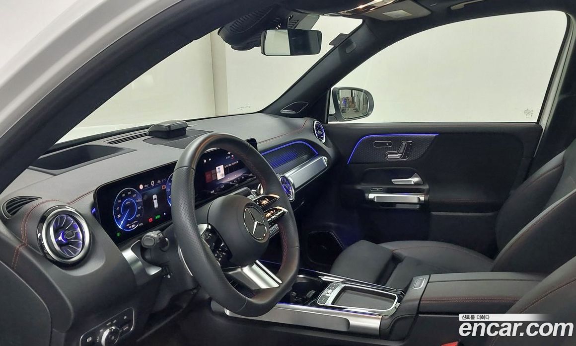 Mercedes-Benz EQB X243 фото 14