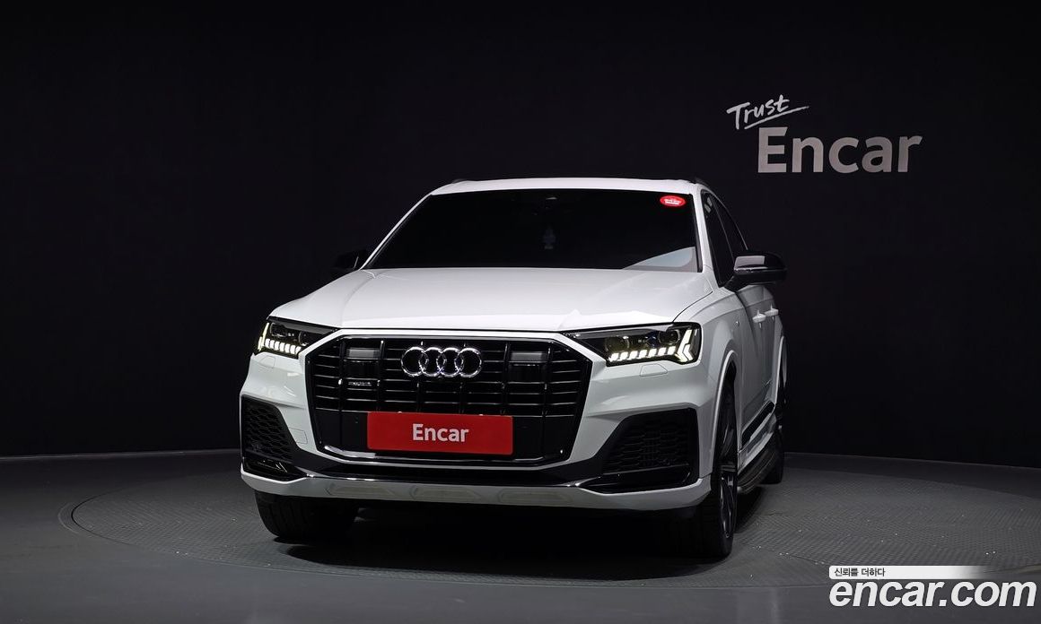 Audi Q7 (4M) фото 3