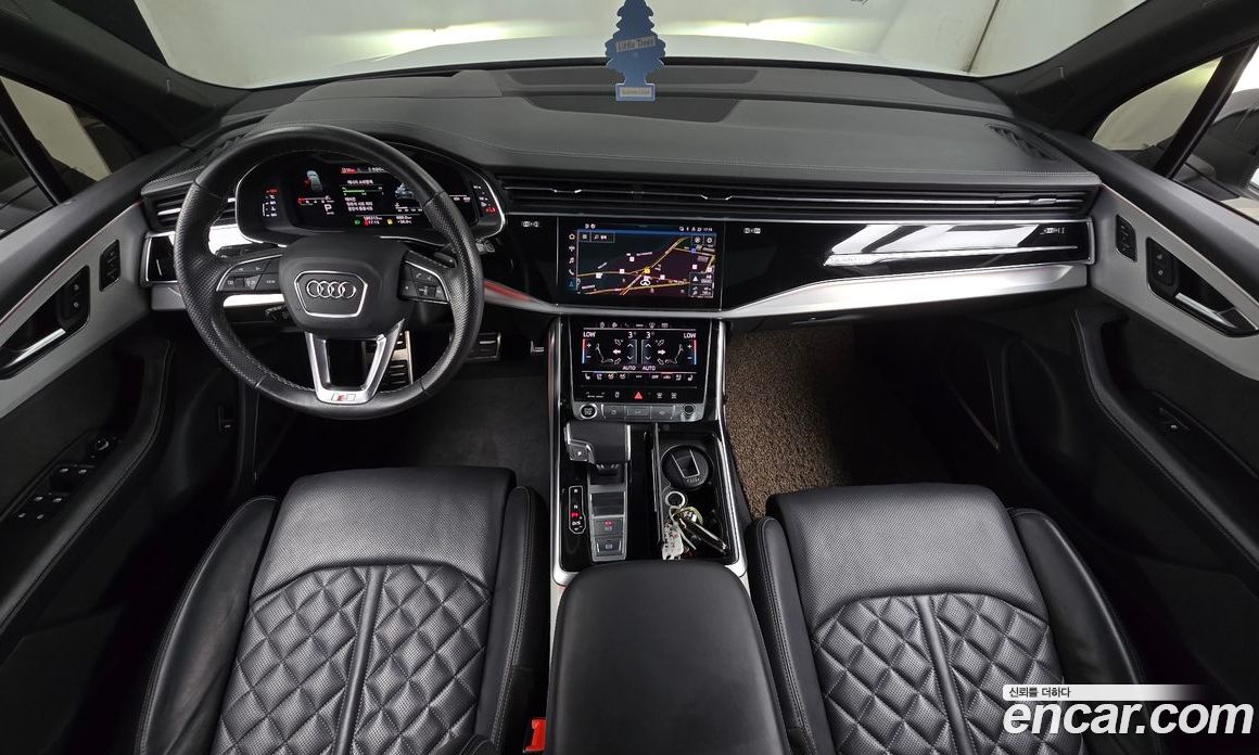 Audi Q7 (4M) фото 7