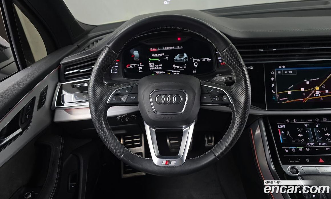 Audi Q7 (4M) фото 13