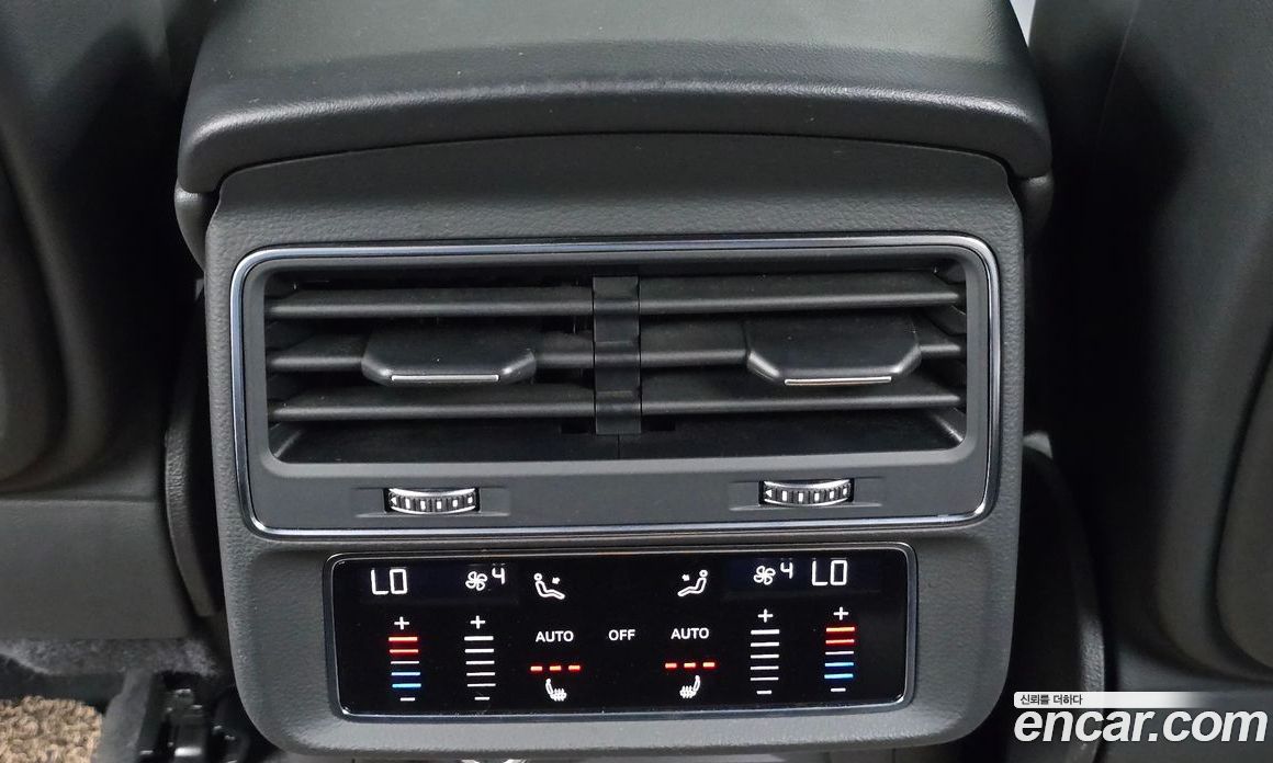 Audi Q7 (4M) фото 19