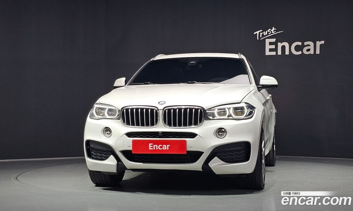 BMW X6 (F16) фото 3