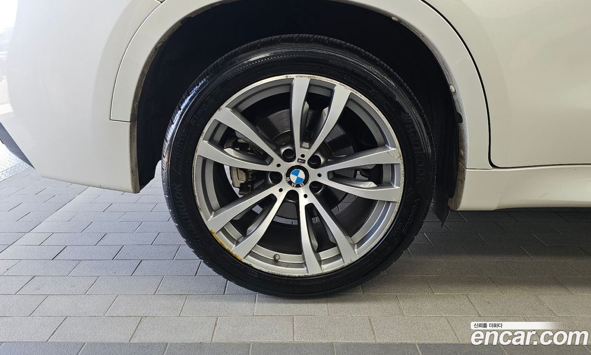 BMW X6 (F16) фото 5