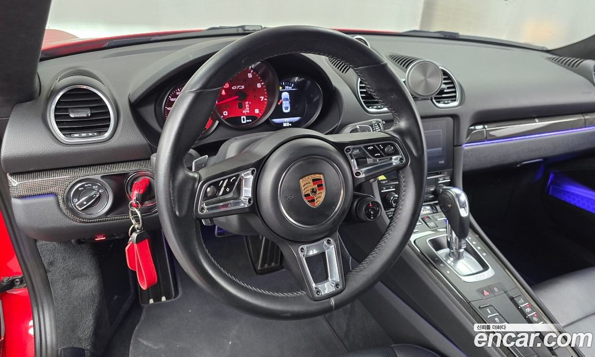 Porsche 718 Cayman фото 12