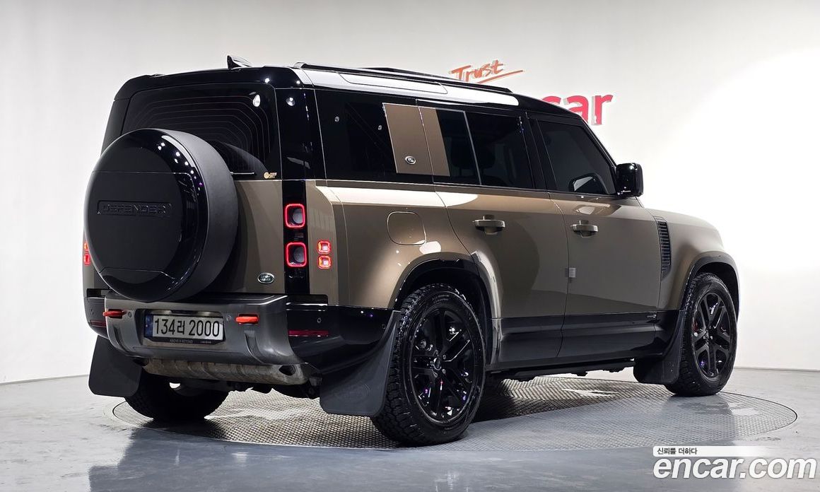 Land Rover Defender (L663) фото 2