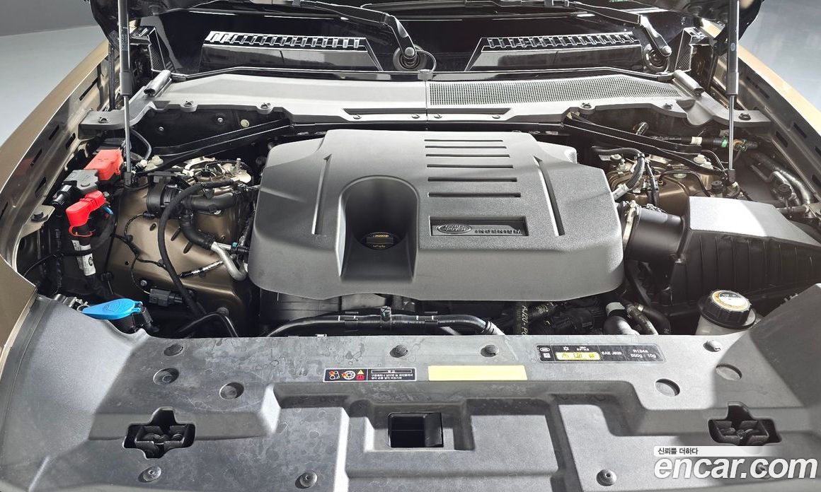 Land Rover Defender (L663) фото 6