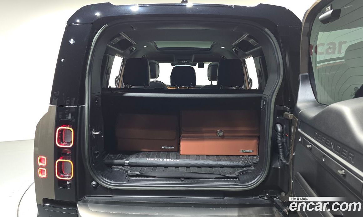 Land Rover Defender (L663) фото 17