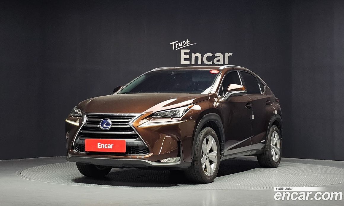 Lexus NX300h
