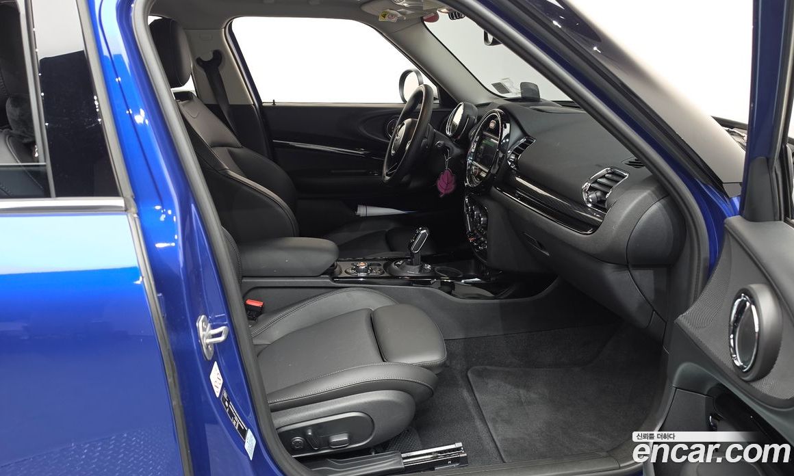 Mini Cooper Clubman фото 26