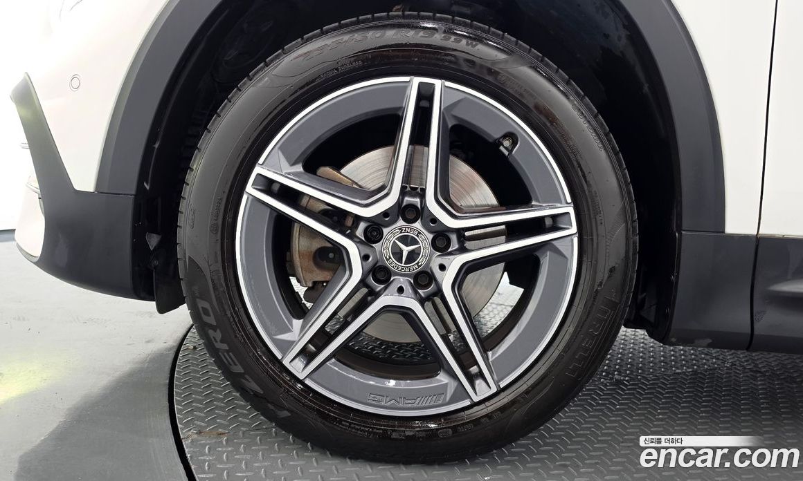Mercedes-Benz GLB-Class X247 фото 5
