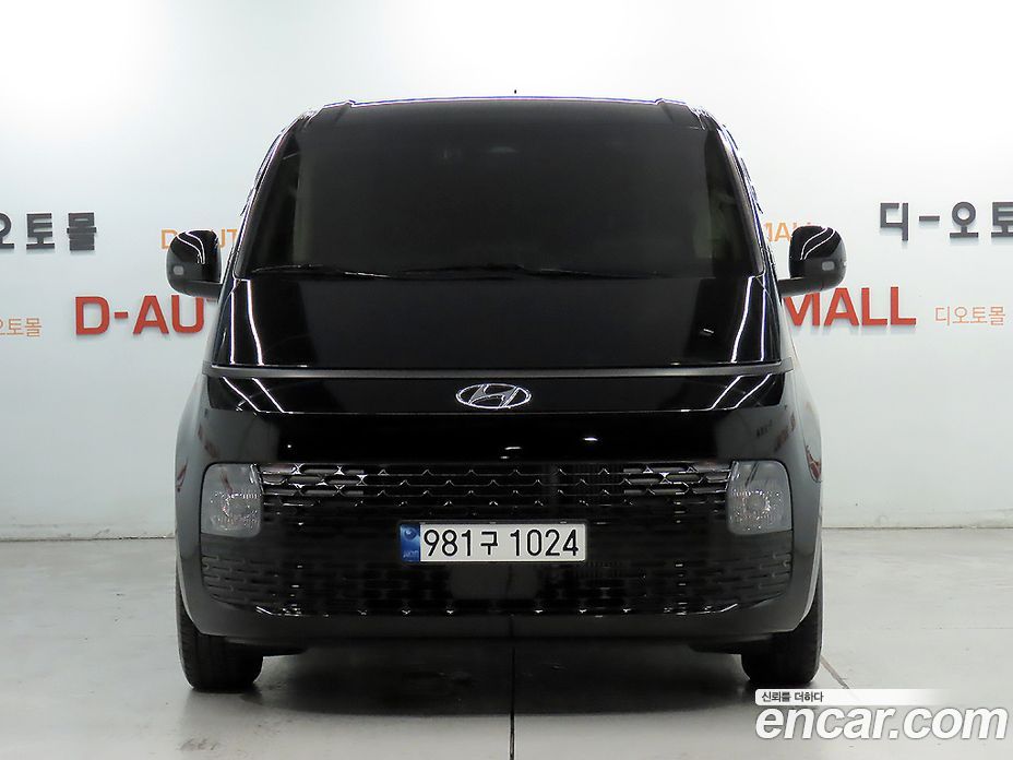 Hyundai Staria фото 3