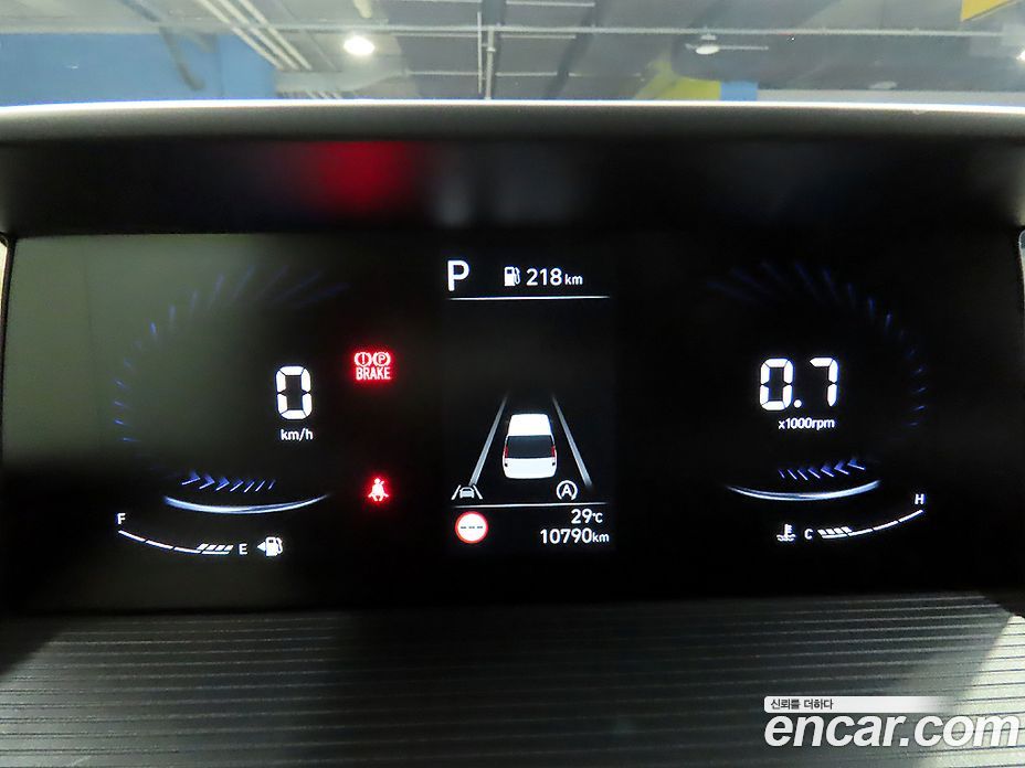 Hyundai Staria фото 8