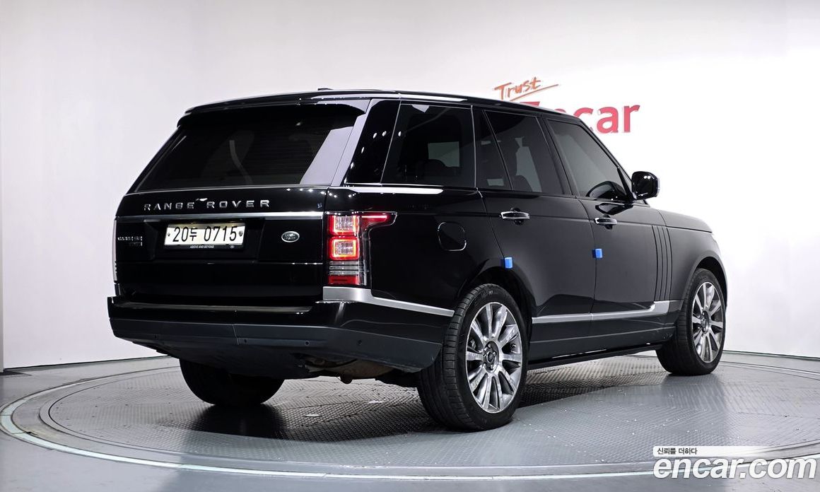 Land Rover Range Rover 4th Gen фото 2