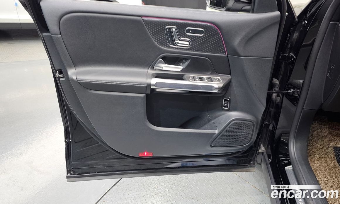 Mercedes-Benz GLB-Class X247 фото 24