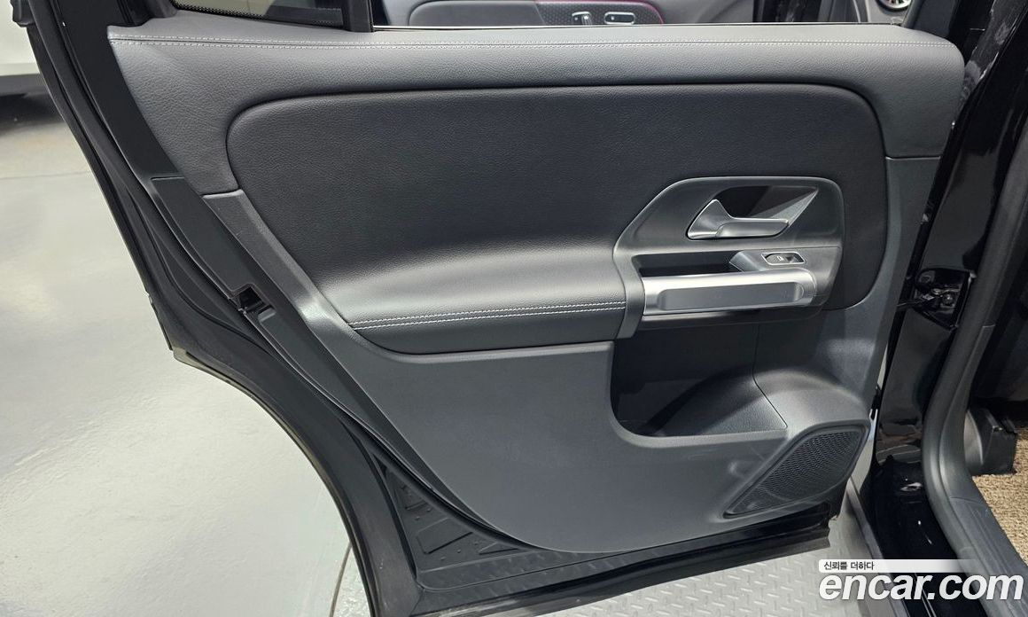 Mercedes-Benz GLB-Class X247 фото 25