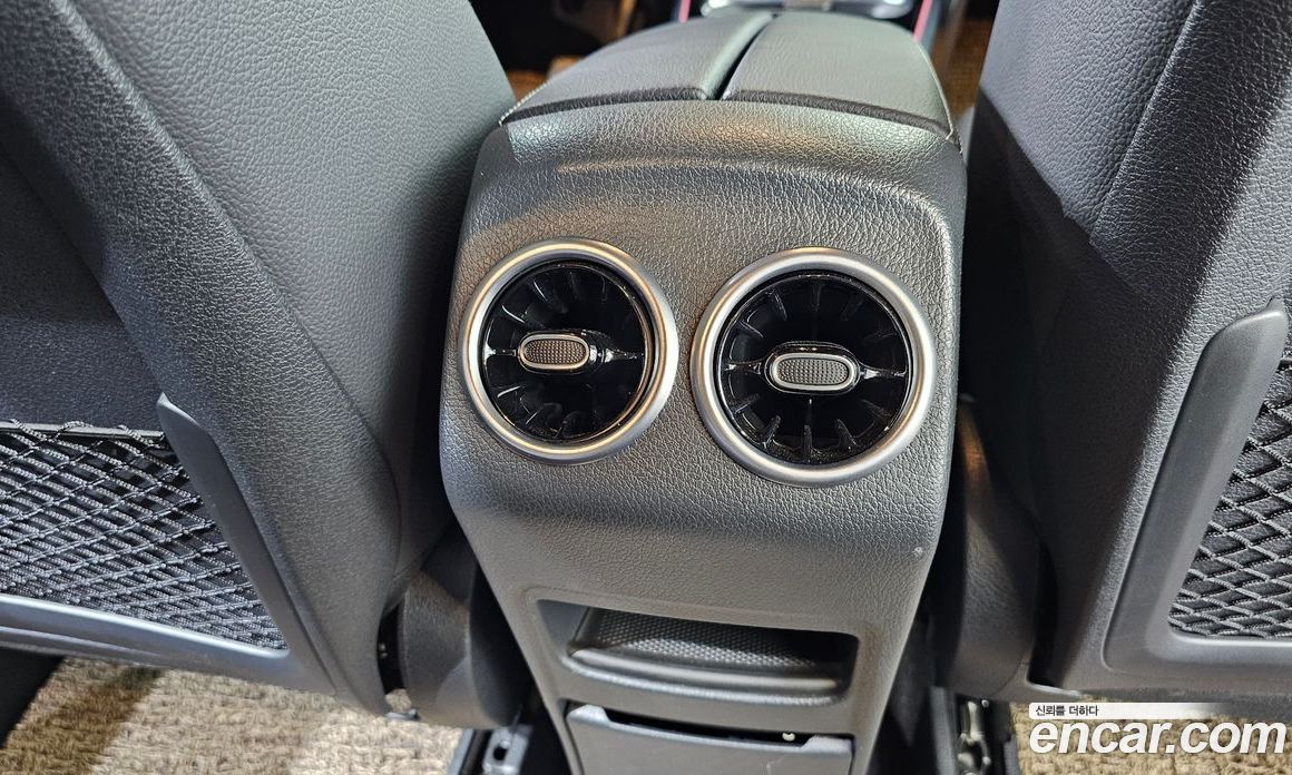 Mercedes-Benz GLB-Class X247 фото 27