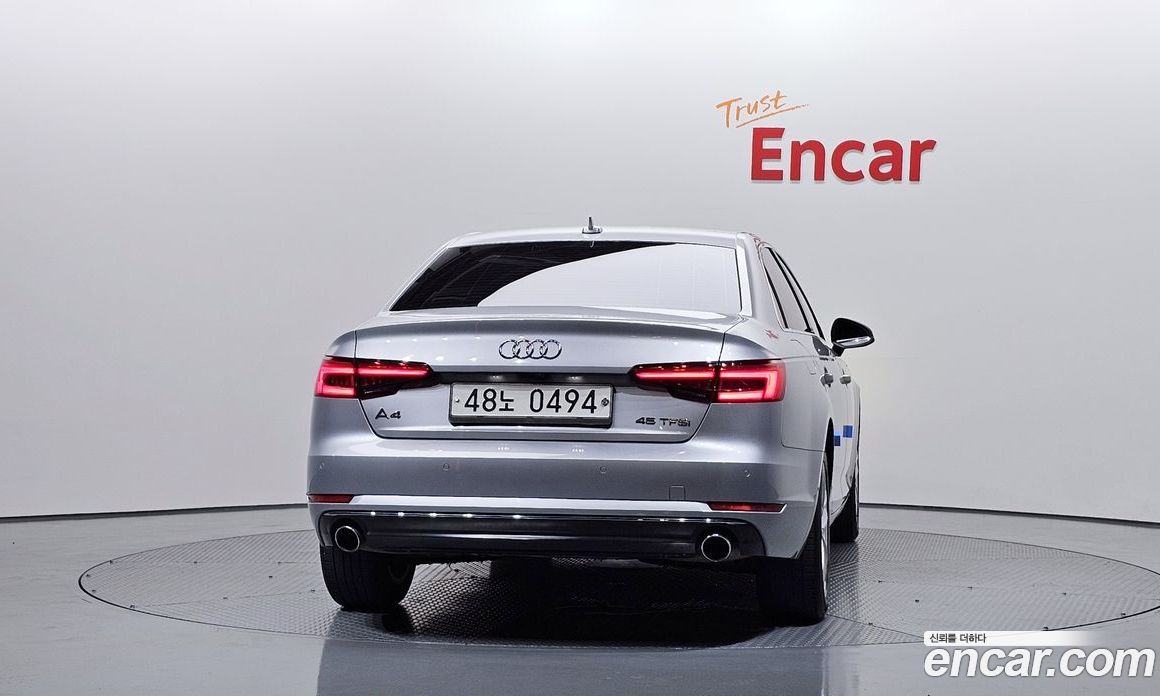 Audi A4 (B9) фото 4