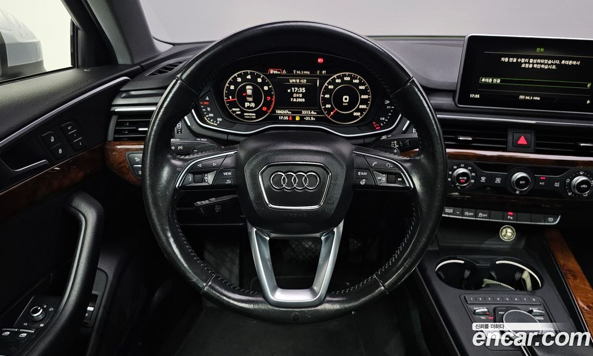 Audi A4 (B9) фото 13