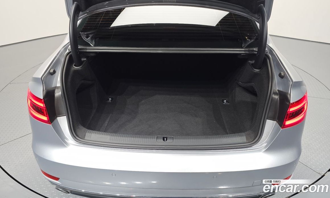 Audi A4 (B9) фото 20