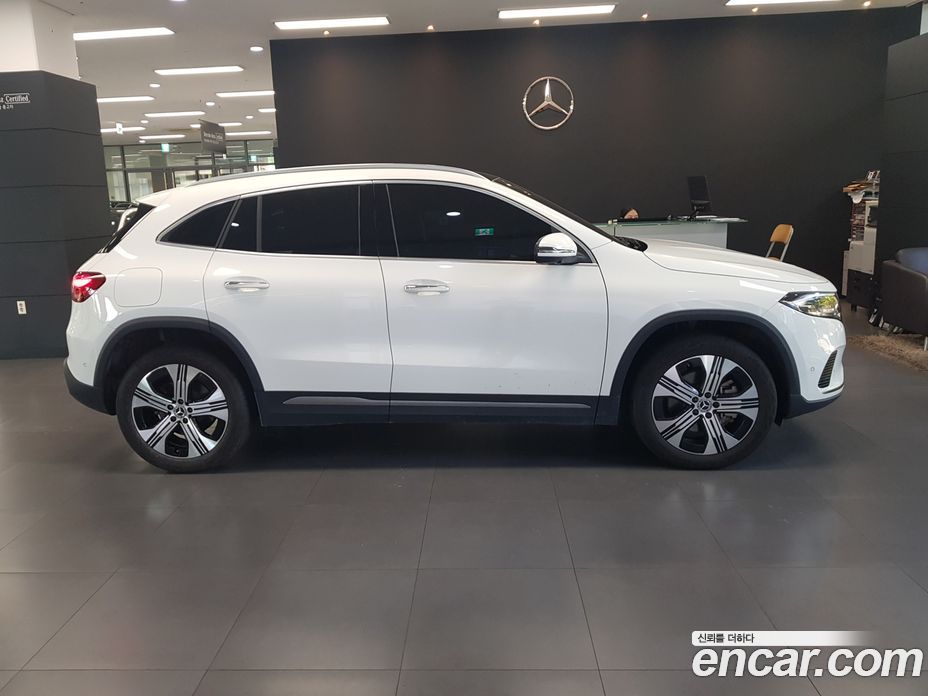 Mercedes-Benz EQA H243 фото 4