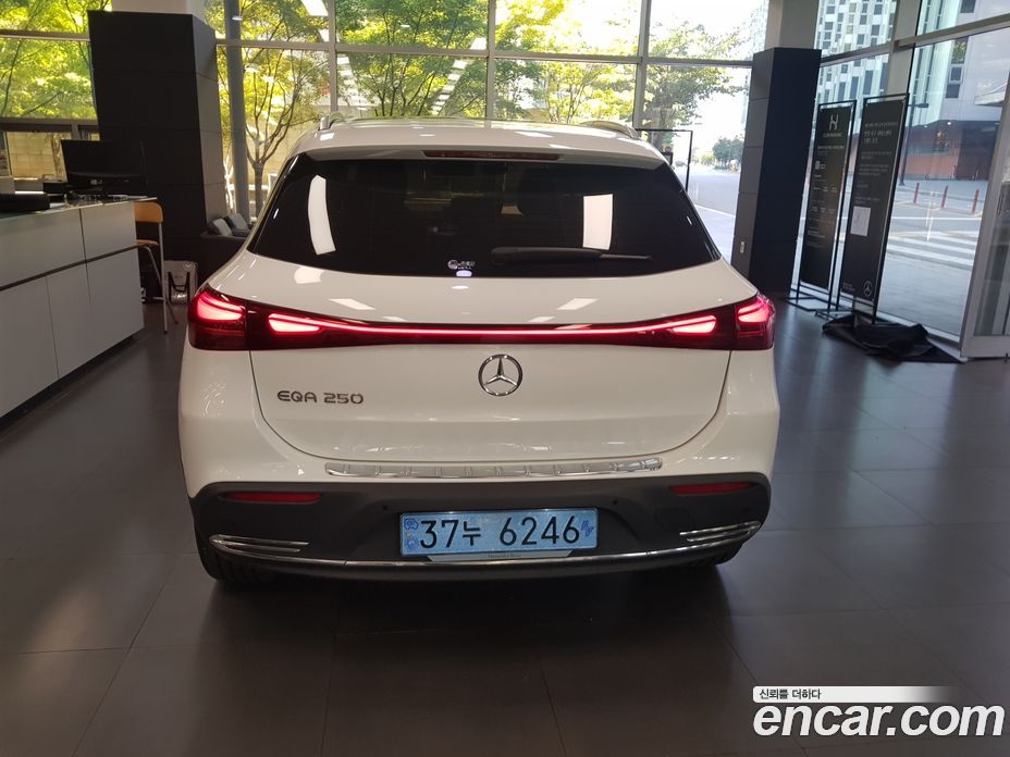 Mercedes-Benz EQA H243 фото 6