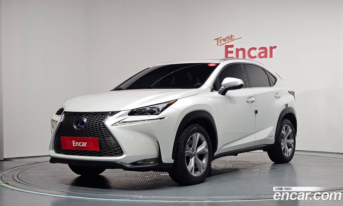 Lexus NX300h