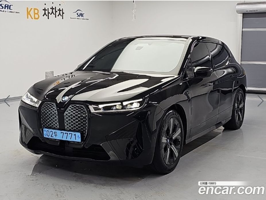BMW iX