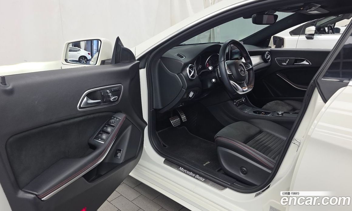 Mercedes-Benz CLA-Class C117 фото 10