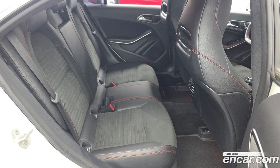 Mercedes-Benz CLA-Class C117 фото 12