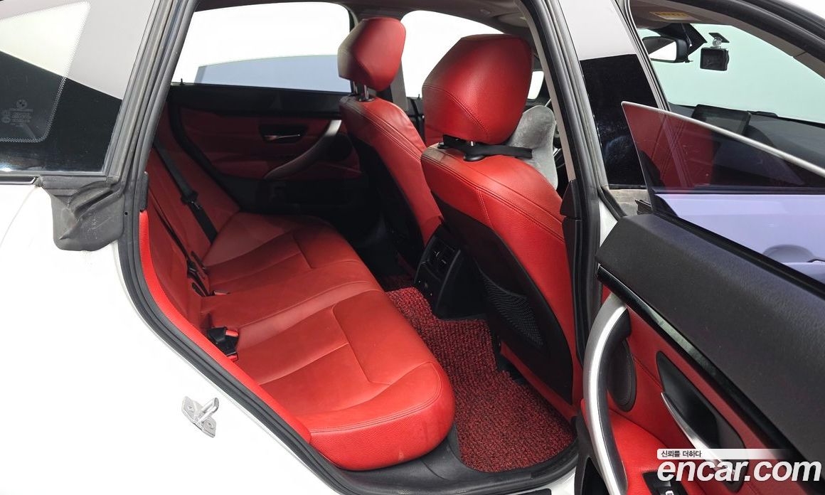 BMW 4-Series (F32) фото 12