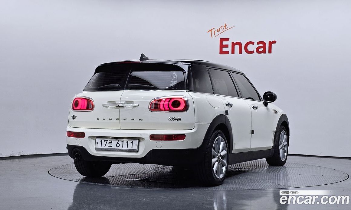 Mini Cooper Clubman фото 2