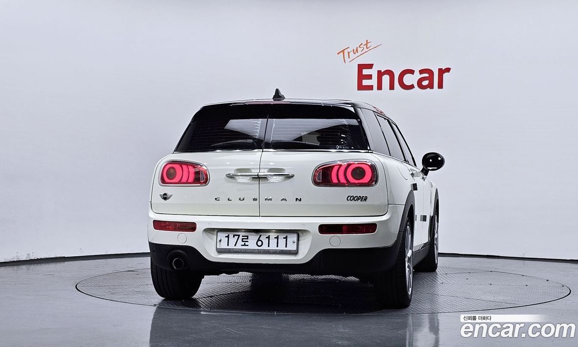 Mini Cooper Clubman фото 4