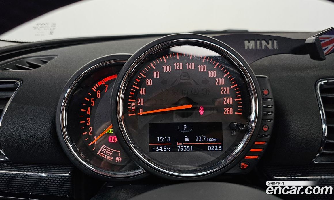 Mini Cooper Clubman фото 8