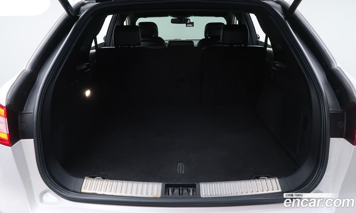 Lincoln MKX 2nd Gen фото 12