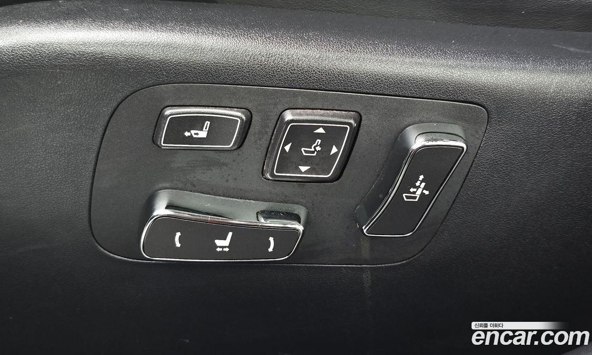 Lexus LS460 фото 14