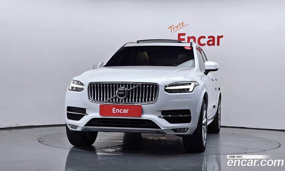 Volvo XC90 2nd Gen фото 3