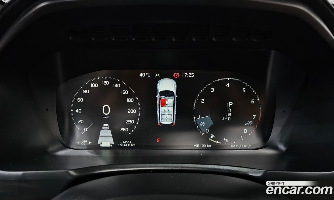 Volvo XC90 2nd Gen фото 8
