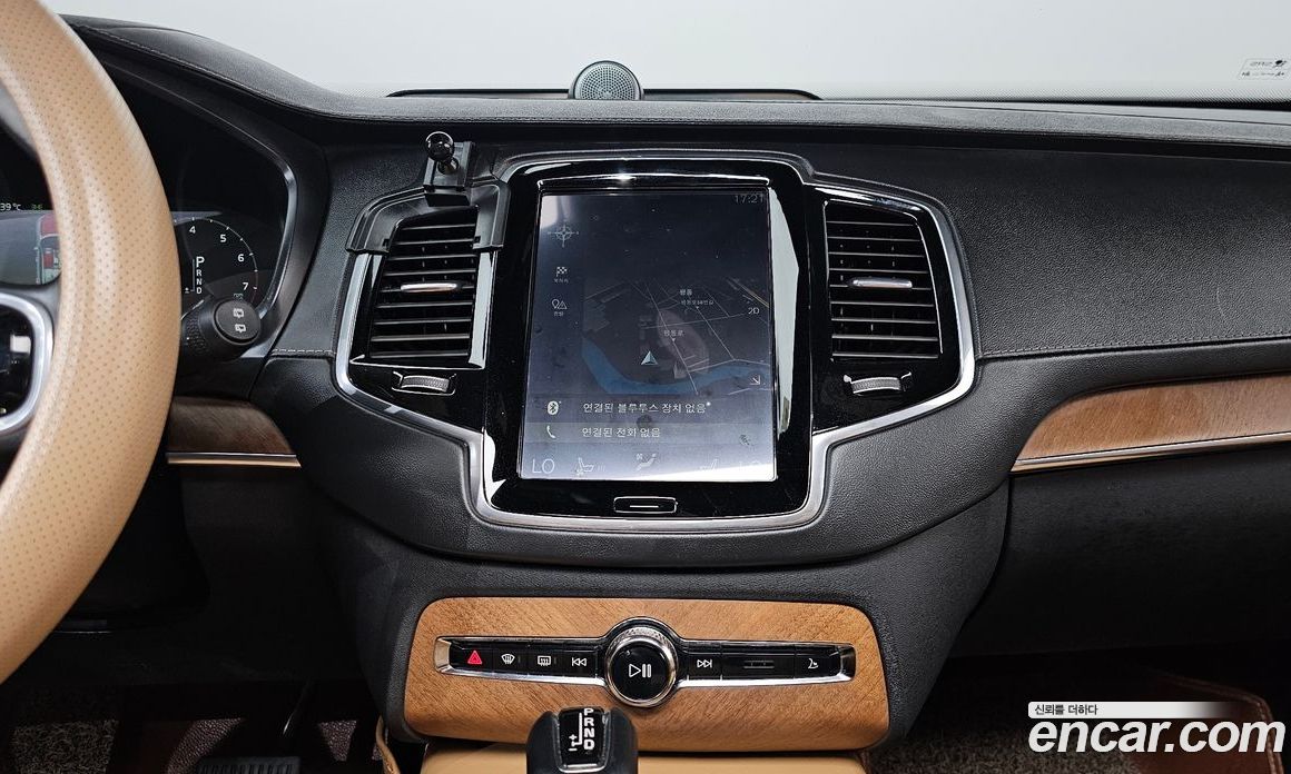Volvo XC90 2nd Gen фото 14