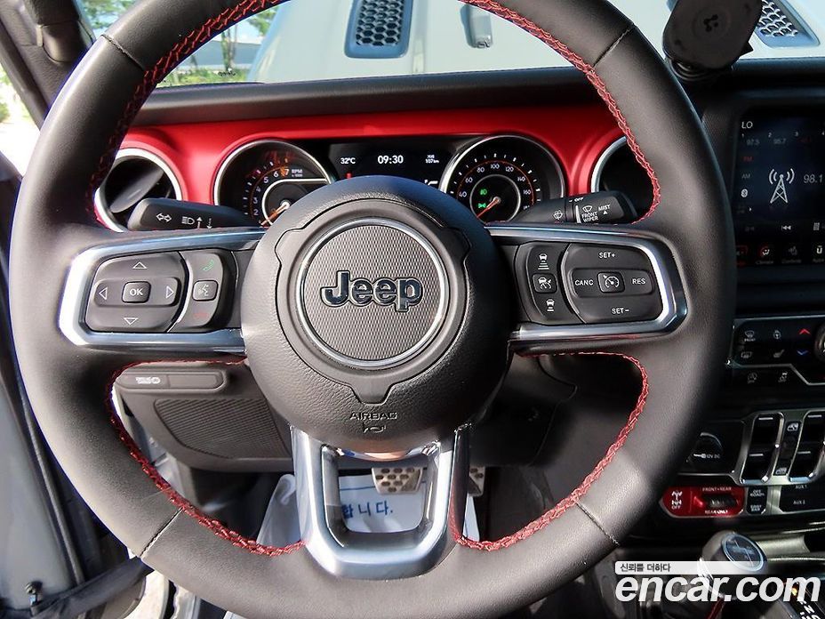 Jeep Gladiator (JT) фото 9